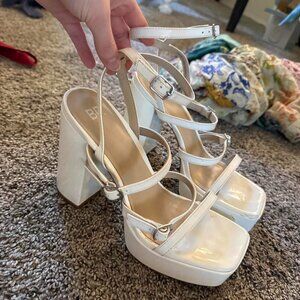 BP Women's White Courts